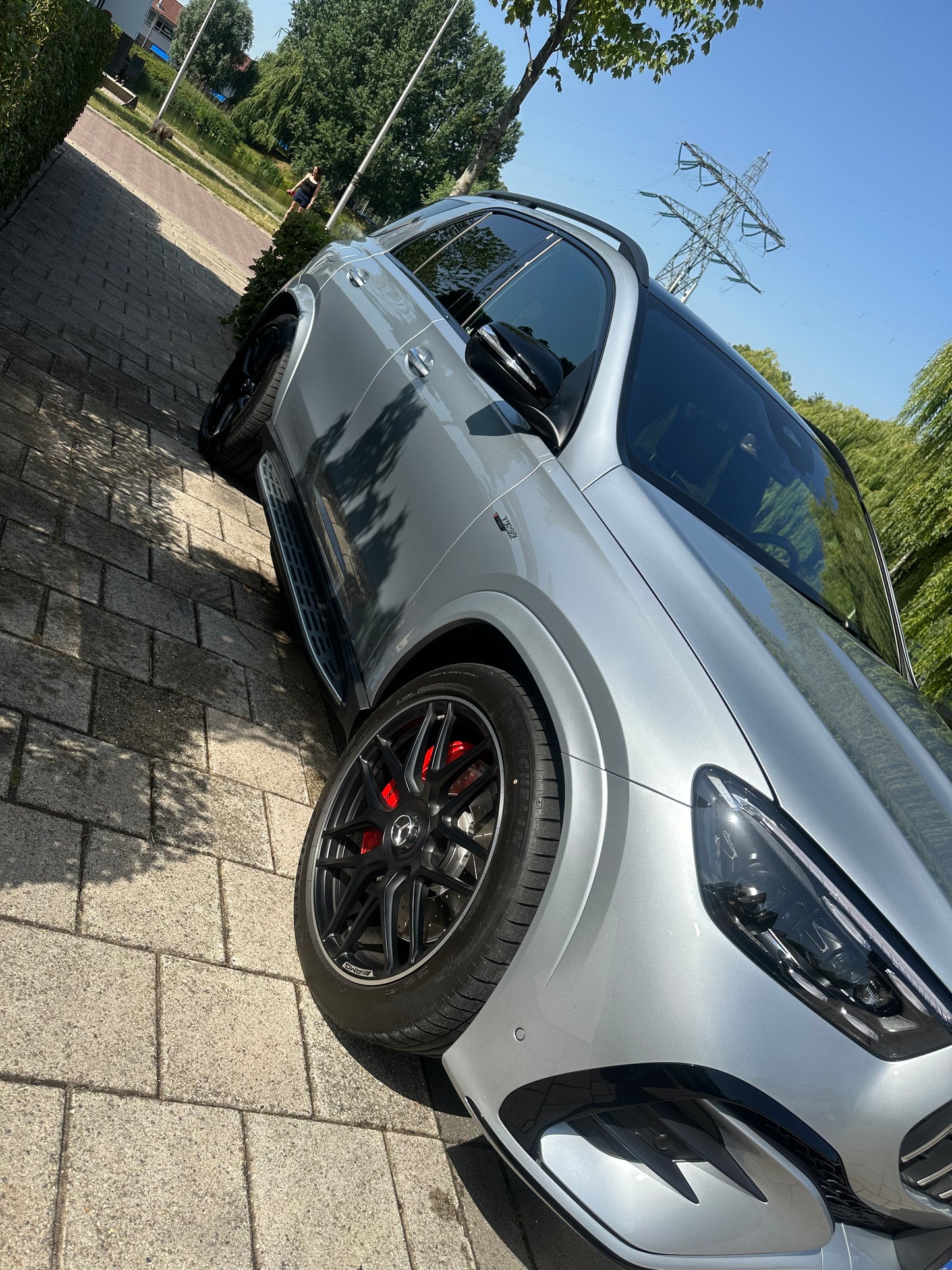 NEW CAR DETAIL