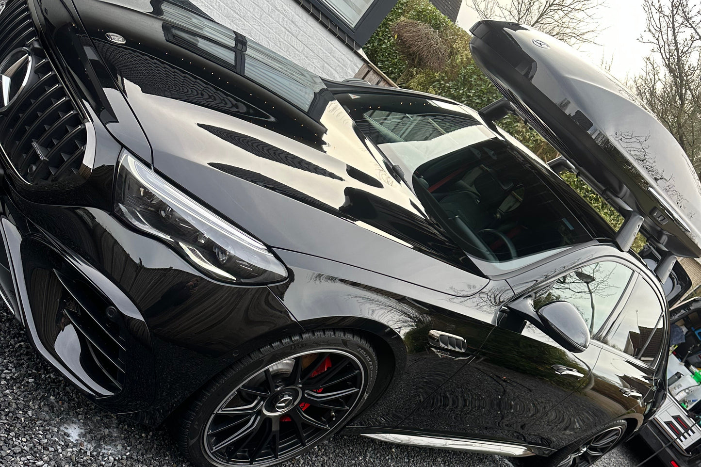 SHOWROOM DETAIL
