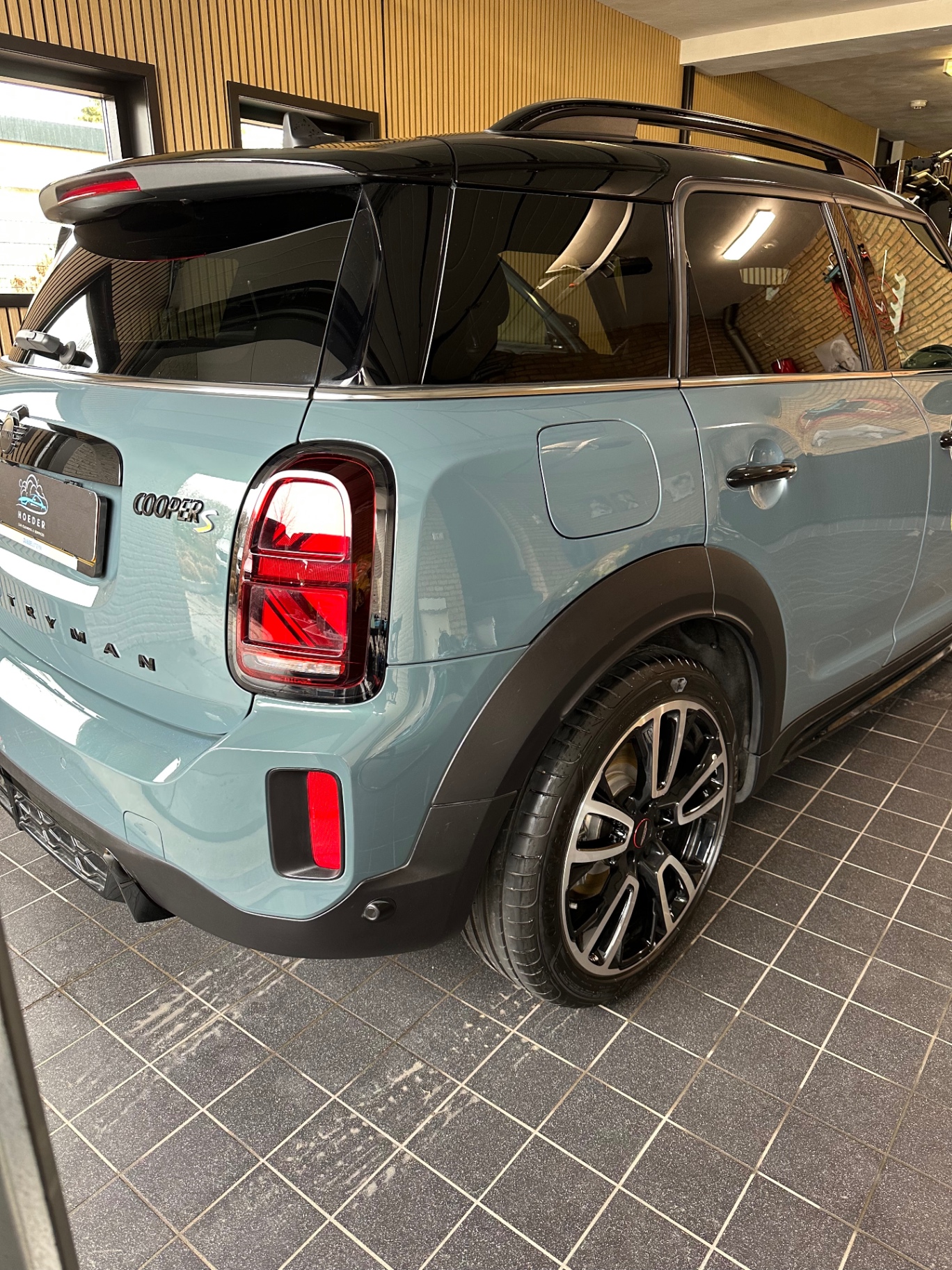 Mini Countryman — Recent project